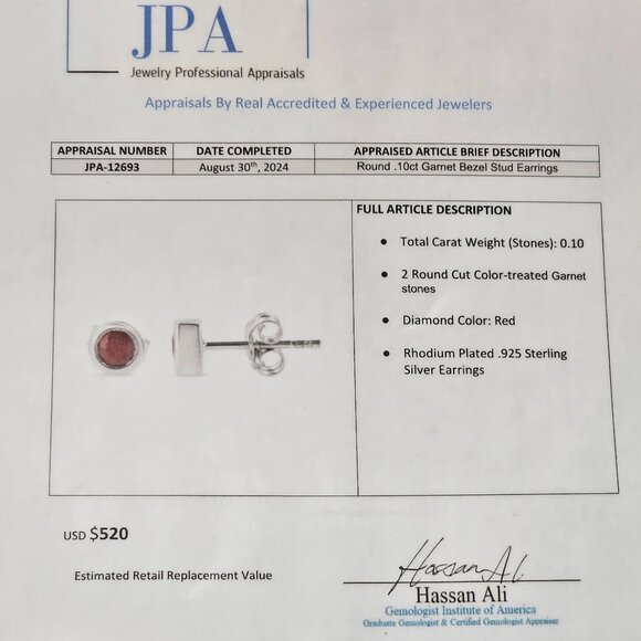 EUC Round 0.10ct Garnet Bezel Stud Earrings - Picture 3 of 3